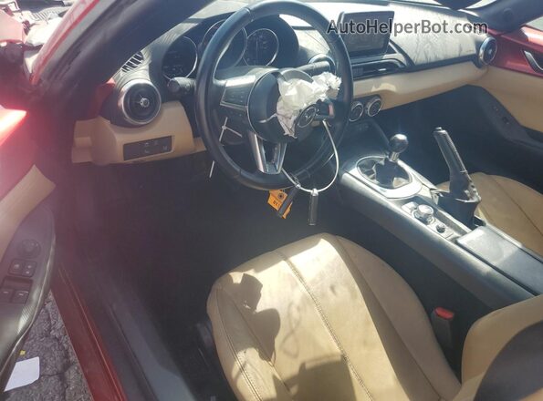 JM1NDAM75H0105653 2017 MAZDA MX-5 Красный Вид панели приборов