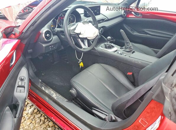 JM1NDAM7XR0608564 2024 MAZDA MX-5 Red Vista del salpicadero
