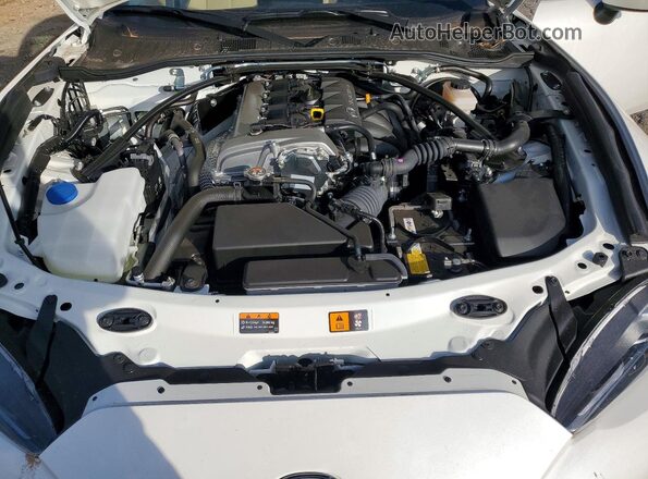 JM1NDAM7XS0653400 2025 MAZDA MX-5 White Vista interior trasera