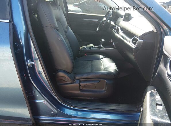 JM3KFACM6J1376796 2018 MAZDA CX-5 Синий Вид салона спереди