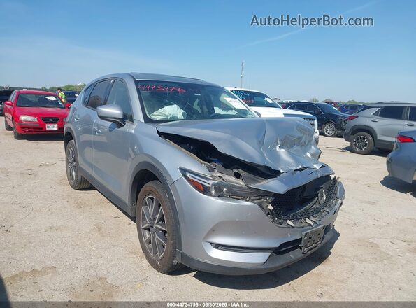 JM3KFADM7J0330768 2018 MAZDA CX-5 Серебряный Передняя правая четверть