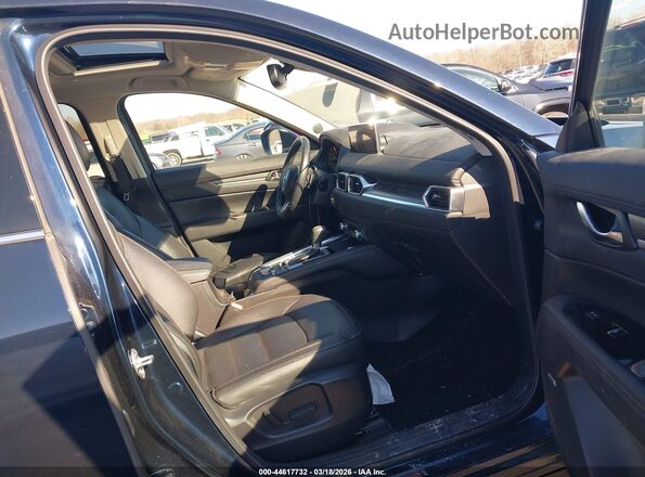 JM3KFBDMXM1460015 2021 MAZDA CX-5 Синий Вид салона спереди