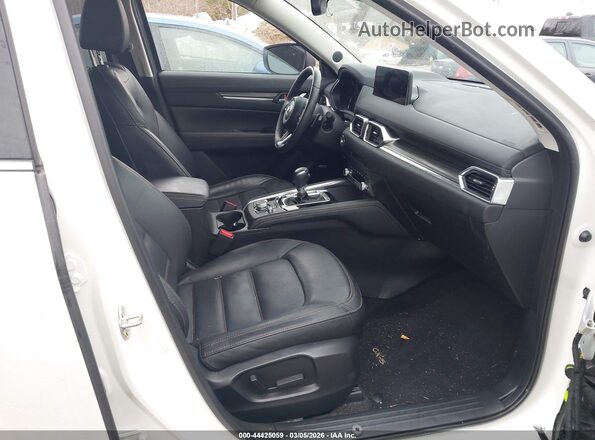 JM3KFBEM8P0206375 2023 MAZDA CX-5 Белый Вид салона спереди