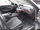 2018 Infiniti Q70 3.7x Luxe Серый vin: JN1BY1AR7JM220172
