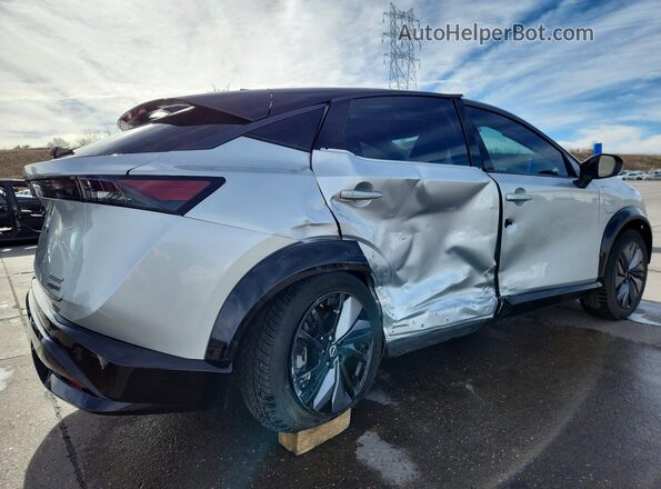 JN1DF0BB7RM731869 2024 NISSAN ARIYA Silver Trasero derecho