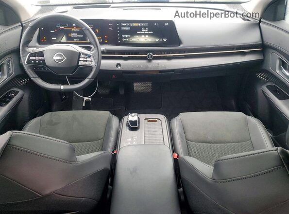 JN1DF0BBXRM732773 2024 NISSAN ARIYA White Vista del salpicadero