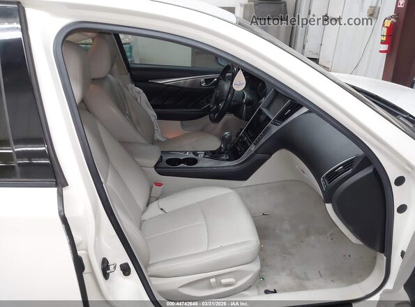 JN1EV7AP0HM731580 2017 INFINITI Q50 White Vista interior delantera