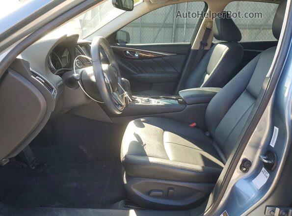 JN1EV7AP0JM355324 2018 INFINITI Q50 Серебряный Вид салона спереди