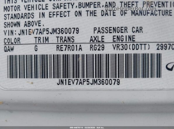 JN1EV7AP5JM360079 2018 INFINITI Q50 White Widok komory silnika