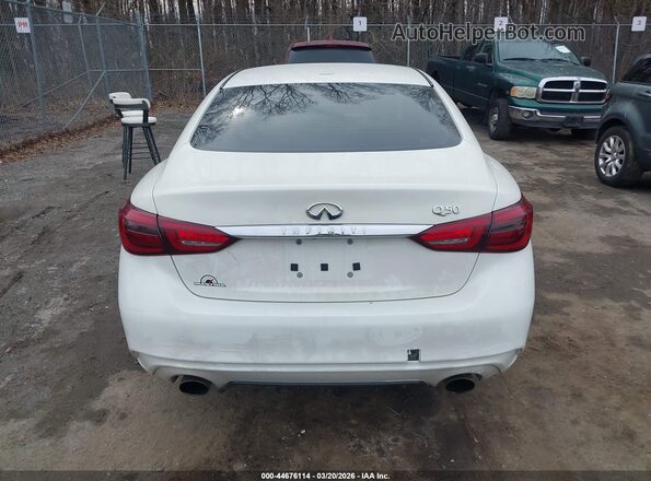 JN1EV7AP5JM360079 2018 INFINITI Q50 White 