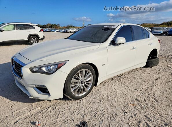 JN1EV7AP5KM540132 2019 INFINITI Q50 Белый Передняя левая четверть