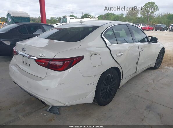 JN1EV7AP8JM358584 2018 INFINITI Q50 Белый Задняя правая четверть