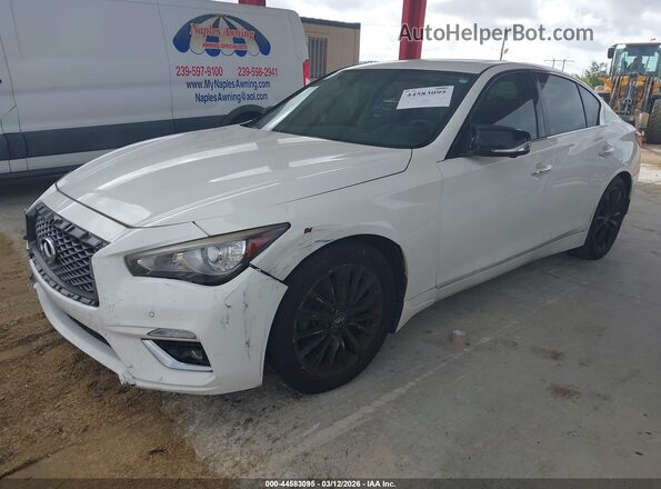 JN1EV7AP8JM358584 2018 INFINITI Q50 Белый Передняя левая четверть