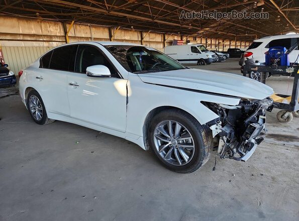 JN1EV7AP8MM701138 2021 INFINITI Q50 Белый Передняя правая четверть