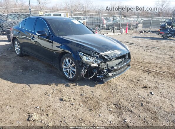 JN1EV7AR2JM432745 2018 INFINITI Q50 Черный Передняя правая четверть