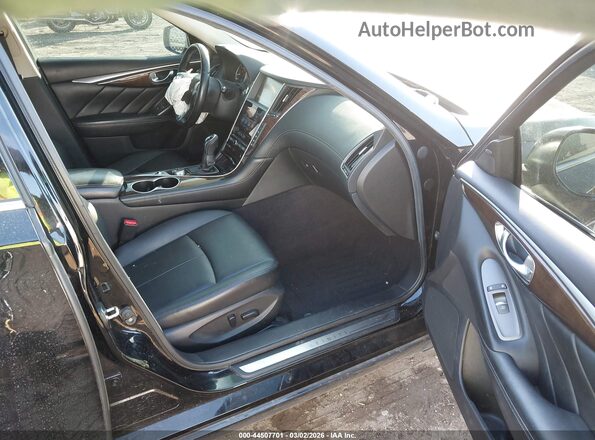 JN1EV7AR2JM432745 2018 INFINITI Q50 Черный Вид салона спереди
