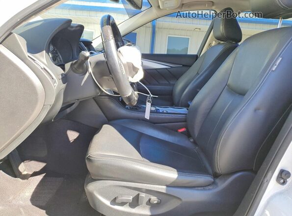JN1EV7BP6MM700620 2021 INFINITI Q50 White Вид салону спереду