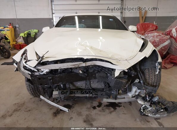 JN1EV7EK2LM340146 2020 INFINITI Q60 White Widok wnętrza z tyłu