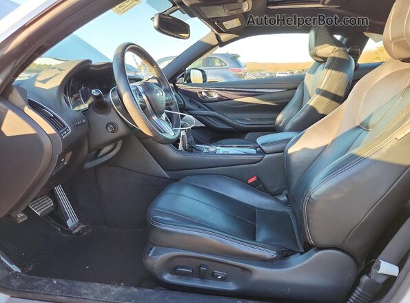 JN1FV7EL3JM631183 2018 INFINITI Q60 Белый Вид салона спереди