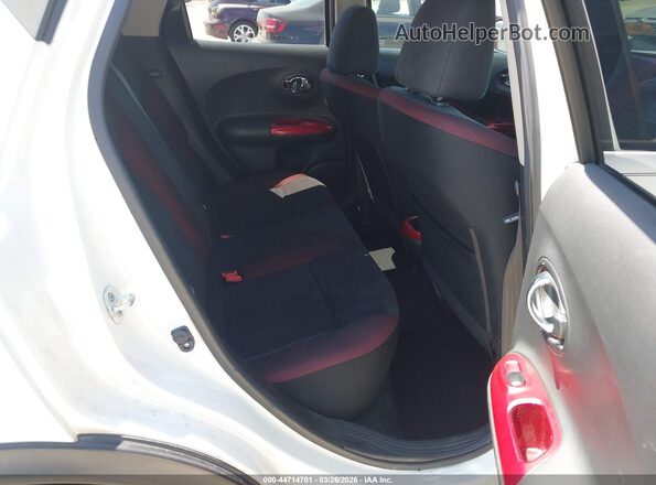 JN8AF5MR1HT703680 2017 NISSAN JUKE White Widok naklejki z numerem VIN