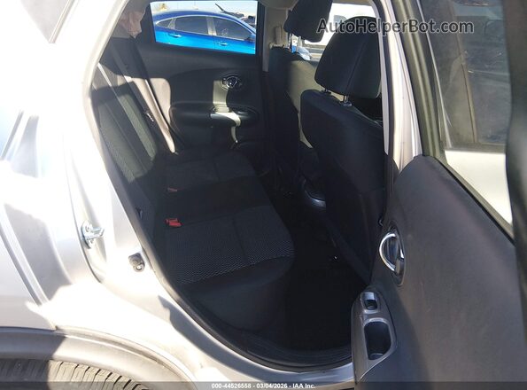 JN8AF5MRXHT704309 2017 NISSAN JUKE Gray Widok naklejki z numerem VIN