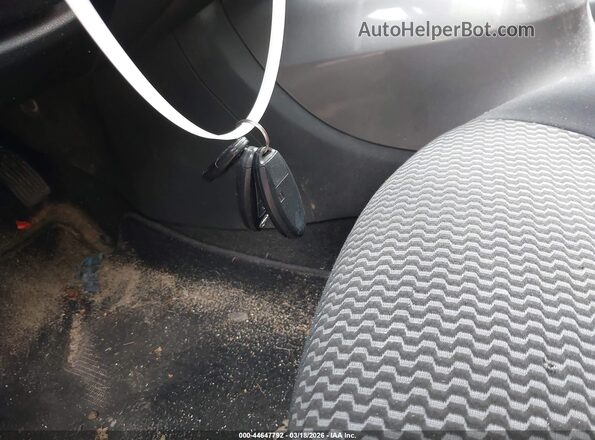 JN8AF5MV7HT753982 2017 NISSAN JUKE Gray Vista trasera