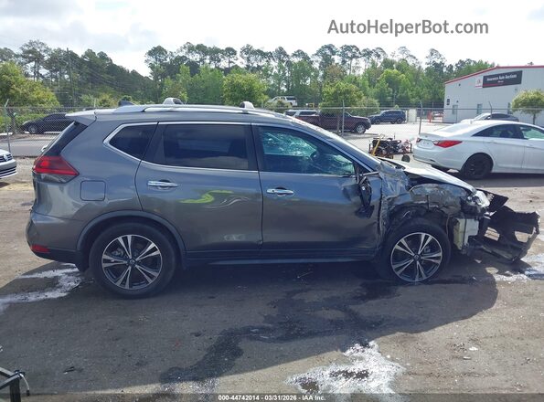 JN8AT2MT0LW013672 2020 NISSAN ROGUE Gray Սալոնի հետևի տեսք