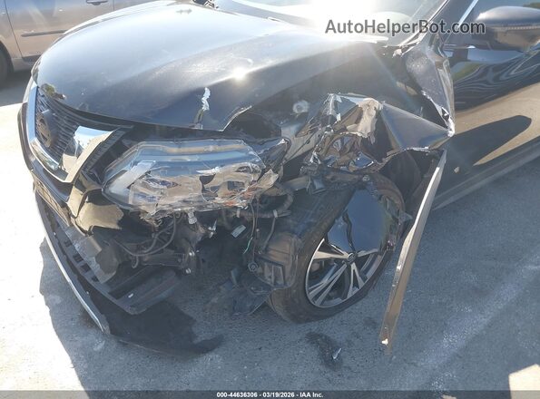 JN8AT2MT2KW267561 2019 NISSAN ROGUE Черный Вид спереди