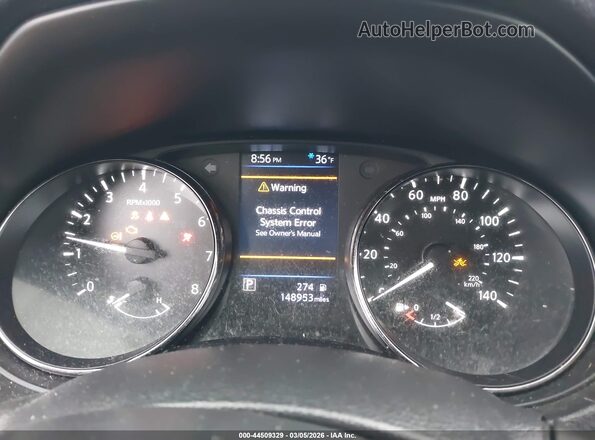 JN8AT2MVXJW313461 2018 NISSAN ROGUE Черный Вид задних сидений