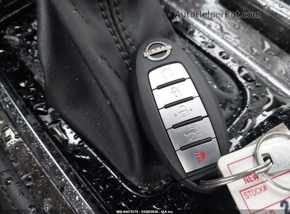 JN8AY2DB5N9813166 2022 NISSAN ARMADA Red Vista del salpicadero