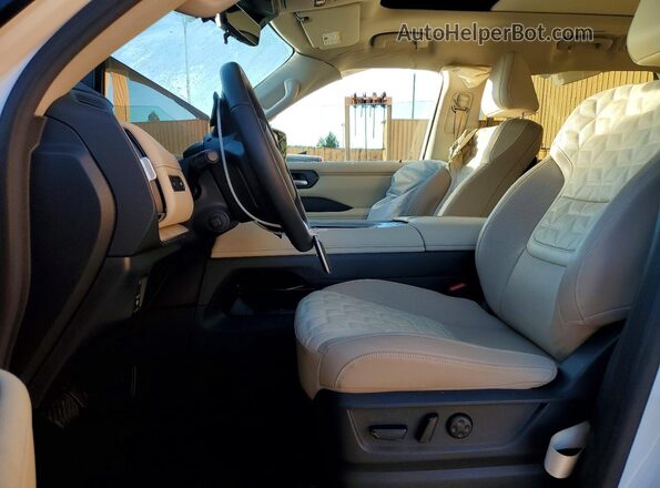 JN8AY3ED8S9301256 2025 NISSAN ARMADA White Սալոնի դիմացի տեսք