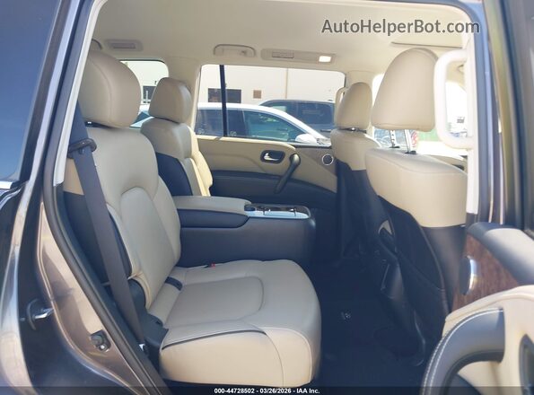 JN8AZ2AE1P9305677 2023 INFINITI QX80 Gray Widok naklejki z numerem VIN
