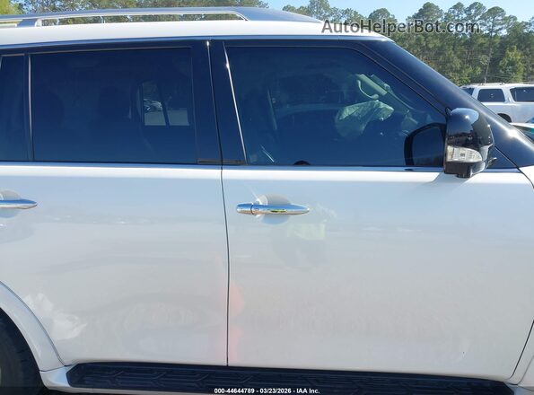 JN8AZ2AE4P9305687 2023 INFINITI QX80 White Widok wnętrza z tyłu