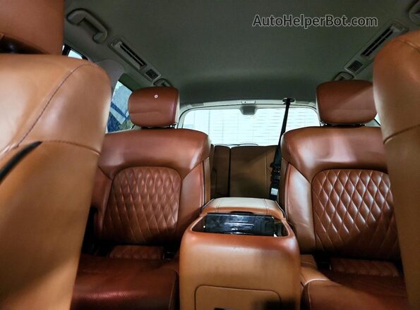 JN8AZ2NE5K9230775 2019 INFINITI QX80 White Widok tylnych siedzeń
