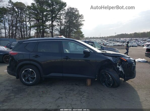 JN8BT3BB0SW145219 2025 NISSAN ROGUE Black Вид задньої частини салону