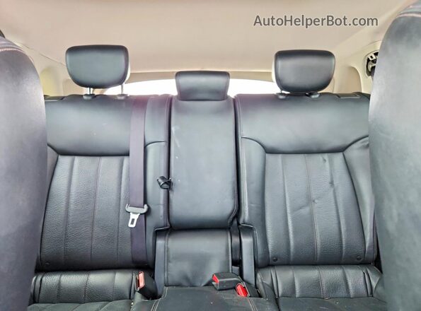 JN8CS1MU3HM140126 2017 INFINITI QX70 Серебряный Вид задних сидений
