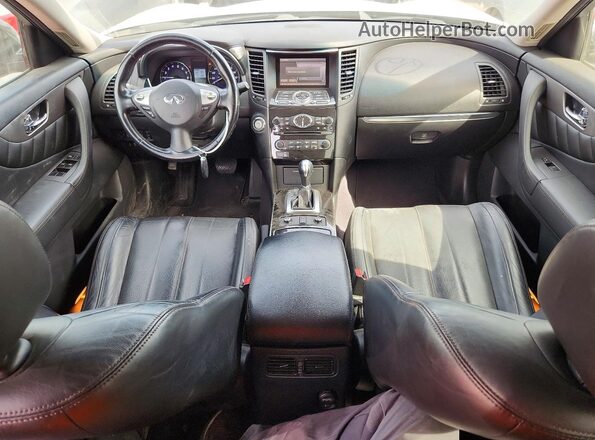 JN8CS1MU3HM140126 2017 INFINITI QX70 Серебряный Вид панели приборов