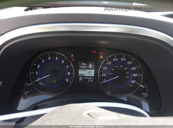 JN8CS1MU3HM143365 2017 INFINITI QX70 Серебряный Вид задних сидений
