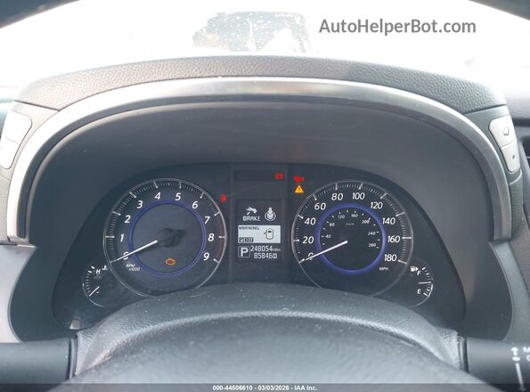 JN8CS1MU4HM143150 2017 INFINITI QX70 Silver Widok tylnych siedzeń