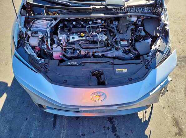 JTDACAAU2R3029143 2024 TOYOTA PRIUS Серебряный Вид задней части салона