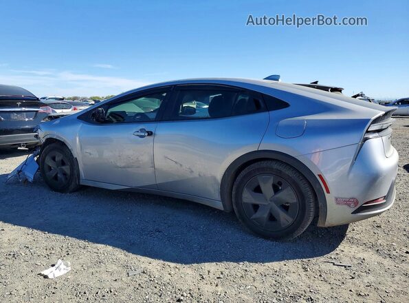 JTDACACU2P3009887 2023 TOYOTA PRIUS Серебряный Задняя левая четверть
