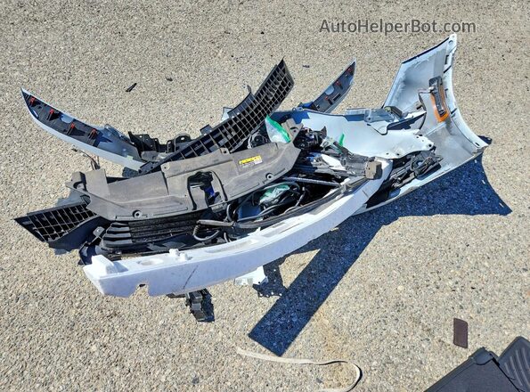 JTDACACU3P3007596 2023 TOYOTA PRIUS White Widok komory silnika