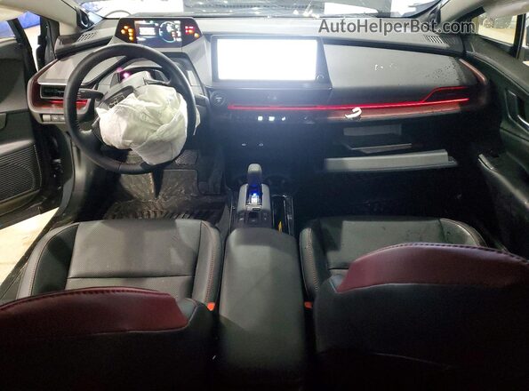 JTDACACU3S3046892 2025 TOYOTA PRIUS Серебряный Вид панели приборов
