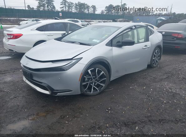JTDACACU8R3025384 2024 TOYOTA PRIUS PRIME Silver Przód lewy