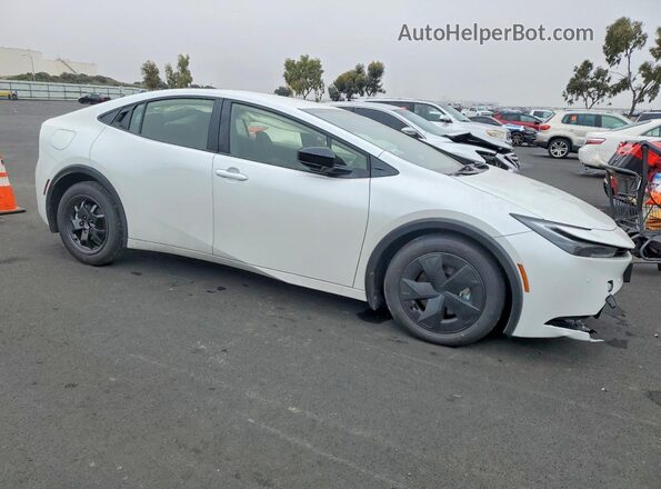 JTDACACU9T3067084 2026 TOYOTA PRIUS White წინა მარჯვენა