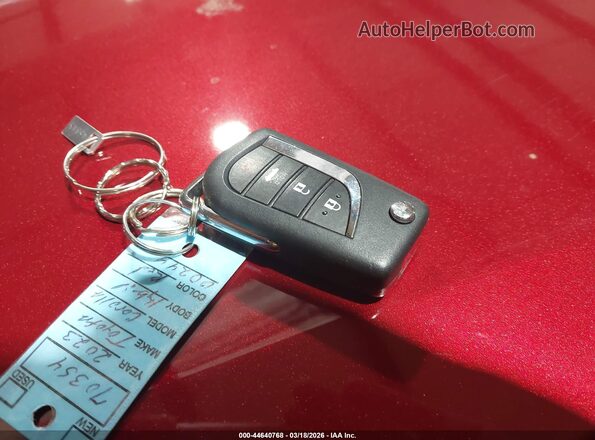 JTDBDMHE3PJ000244 2023 TOYOTA LL Red Widok deski rozdzielczej