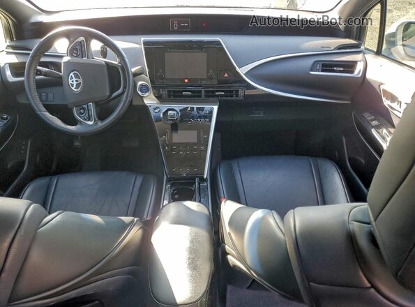 JTDBVRBD0GA000289 2016 TOYOTA MIRAI Silver წინა პანელის ხედი