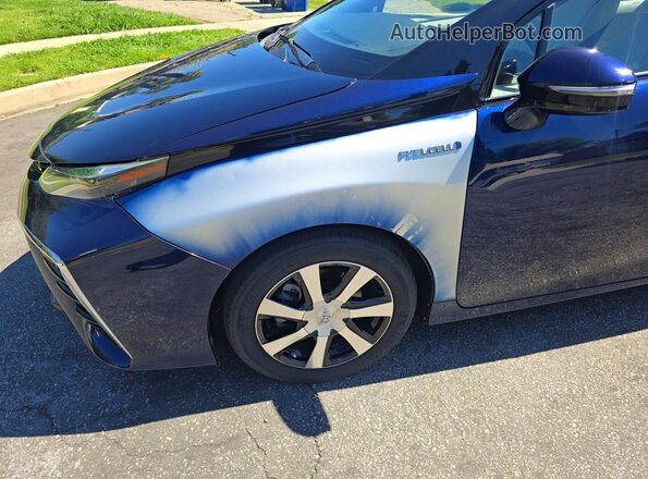 JTDBVRBD2LA008274 2020 TOYOTA MIRAI Blue Widok komory silnika