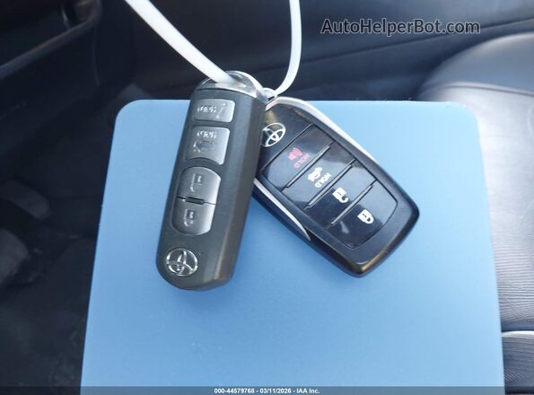 JTDBVRBDXGA000798 2016 TOYOTA MIRAI Белый Вид панели приборов
