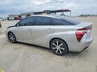 2019 Toyota Mirai Base Серебряный vin: JTDBVRBDXKA007713